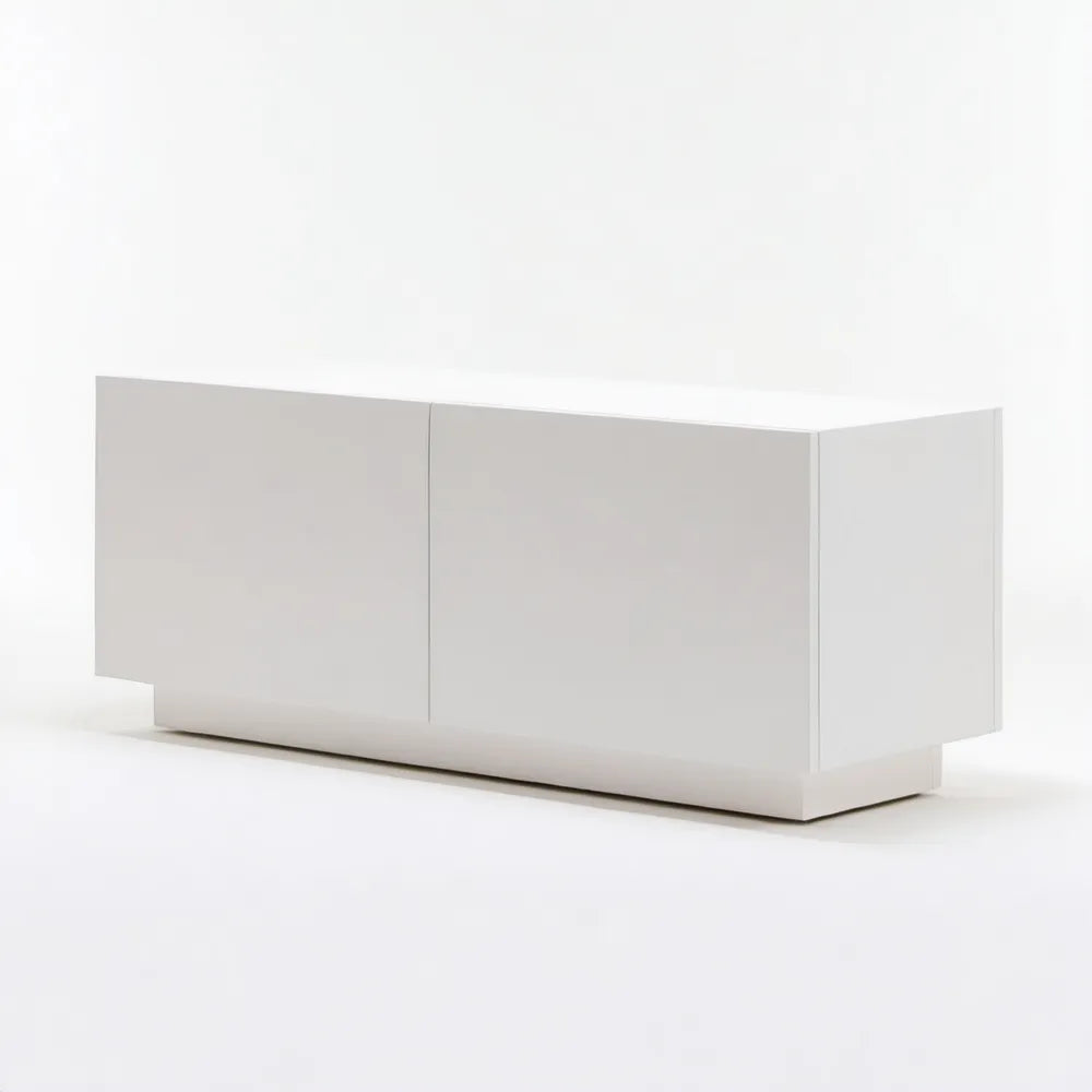 Biała szafka RTV z płyty laminowanej 120 × 40 × 50 cm